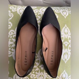 Esprit Flats, pointed toe, size 8M